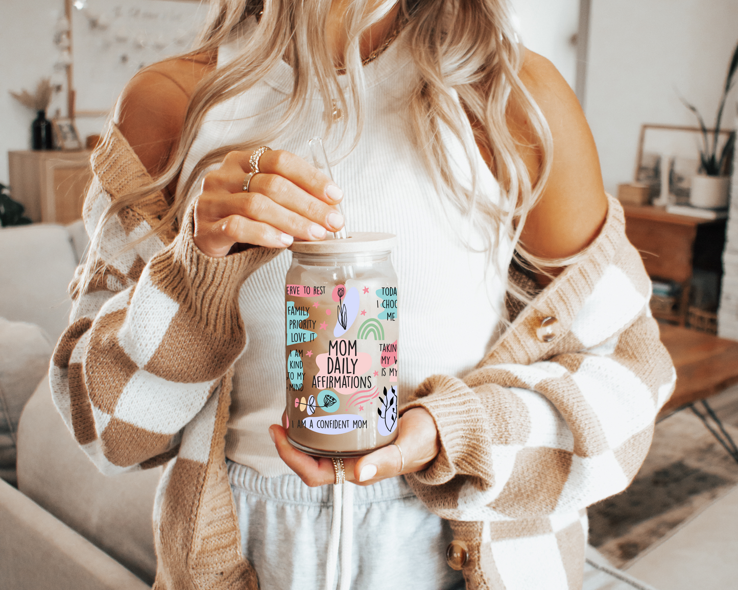 Mom Daily Affirmations Beer Can Glass