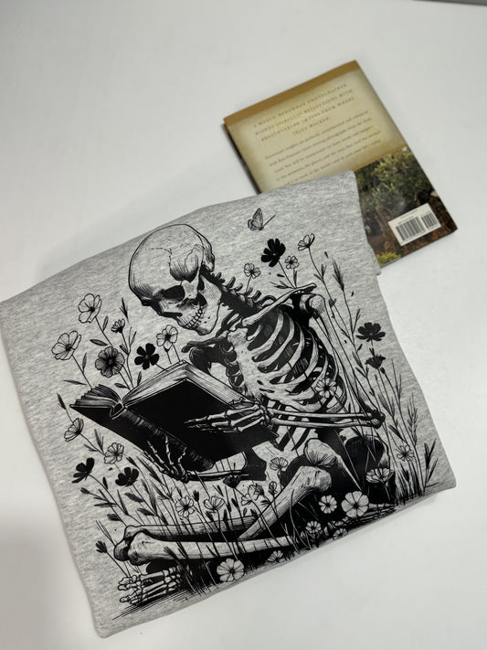 Skeleton /Reading - Regular Crewneck